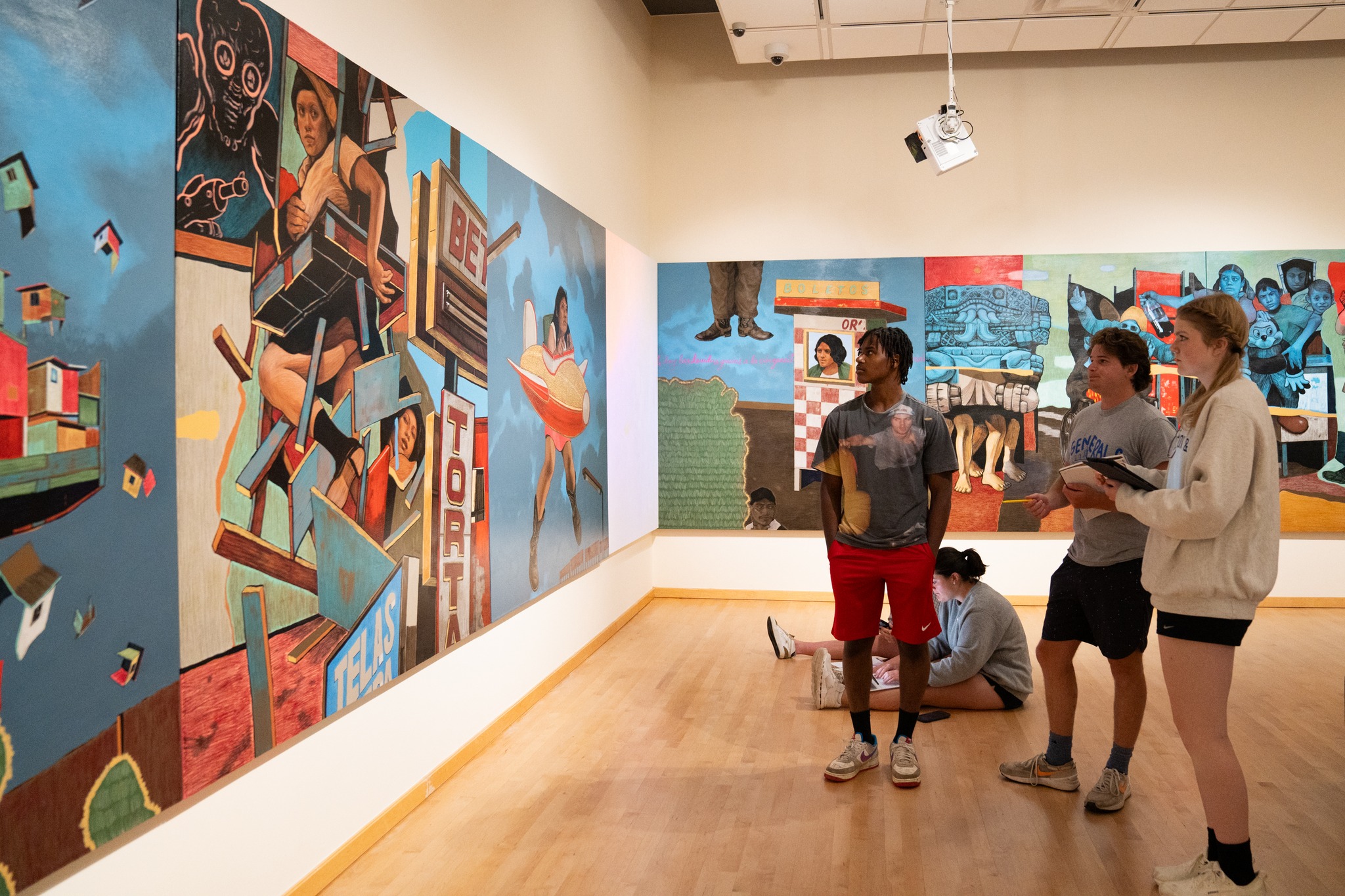 Tijuacolor exhibit