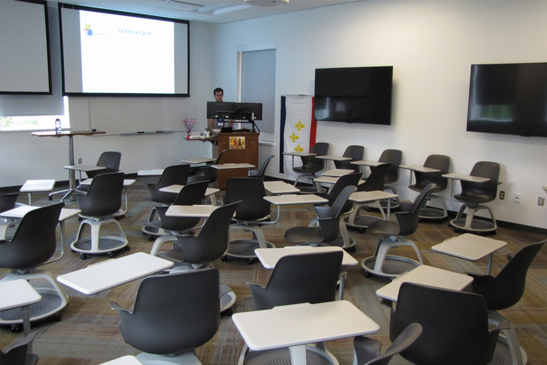 Active Learning Style (ALS) Classrooms