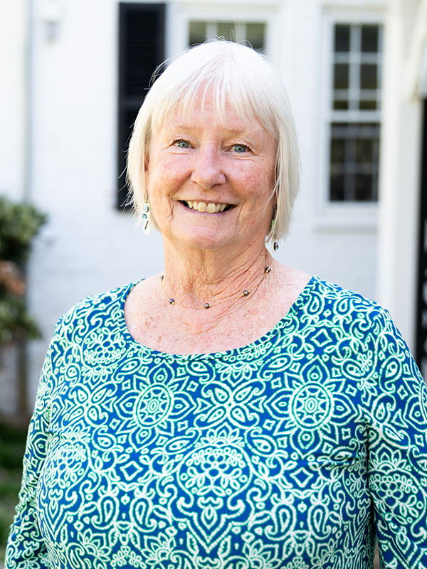 Linda Cummings