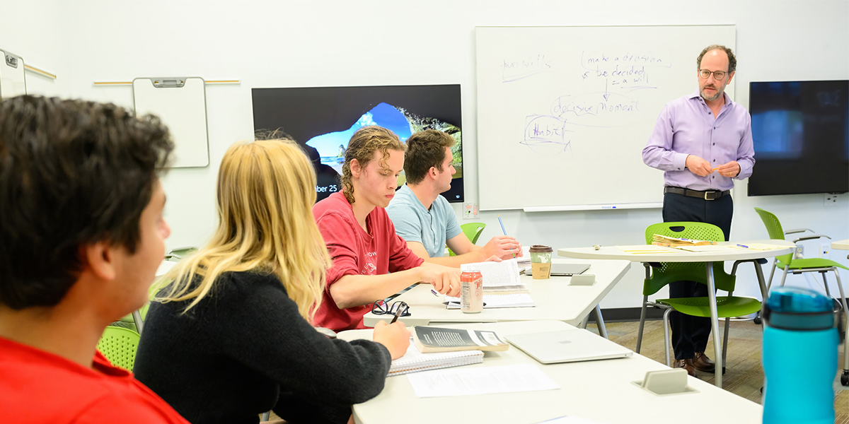 Professor of Religion Jeff Kosky teaches class in the Ruscio Center for Global Learning