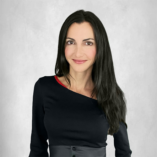 Karly Iacono '02