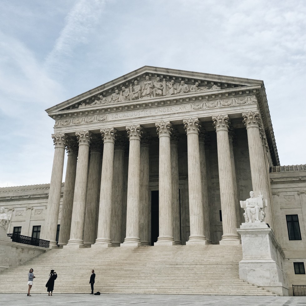the us supreme court building