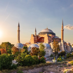 Image promoting Istanbul travel program