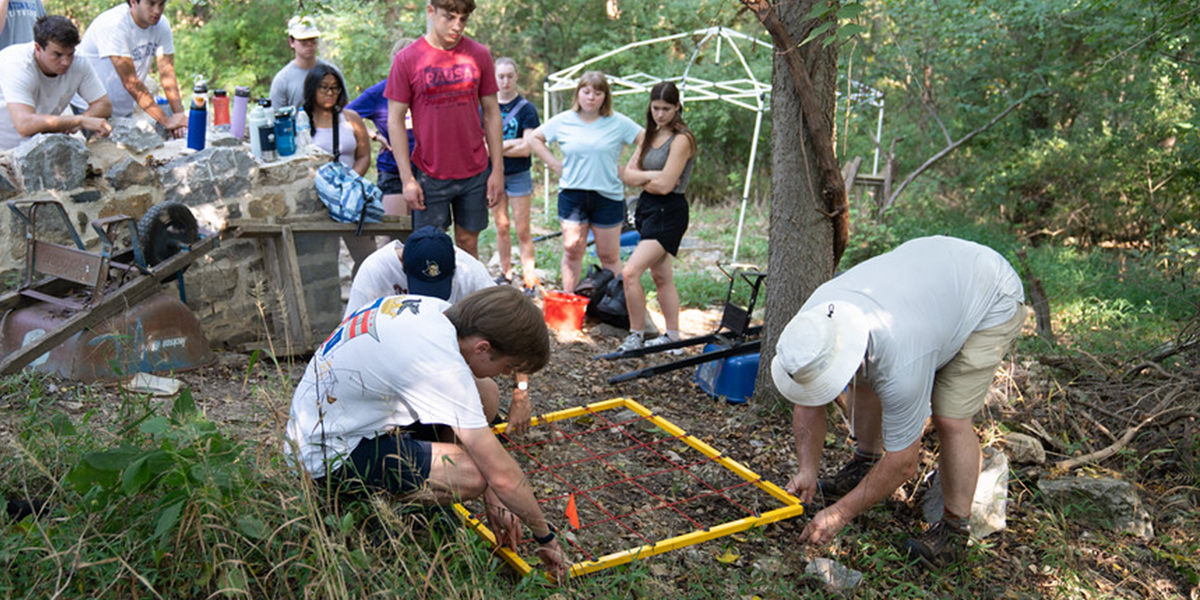 Students participating in the Archaeology Leading Edge program